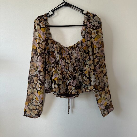 Astr the Label Toni Blouse - Picture 8 of 11